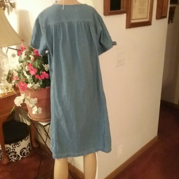 *Dress - Picture 5 of 6